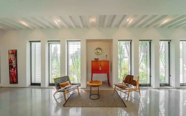 Villa Jar l Gance et Authenticit