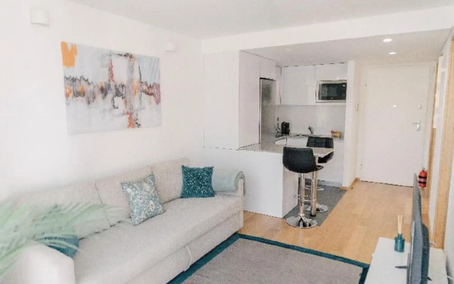 Oporto Yellow Apartments