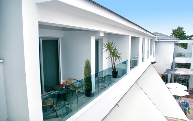 Napian Suites