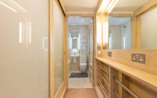 Town House In Dublin 4