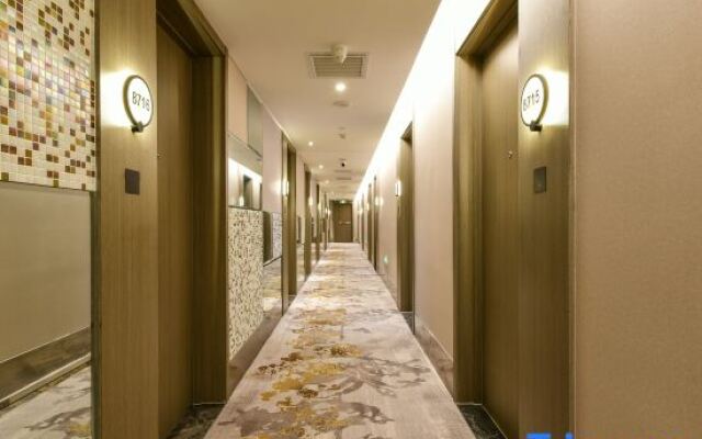 Crystal Orange Beijing International Trade Business District Sihui Hotel