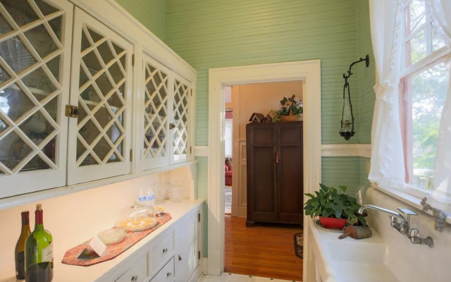 The Hinson House Bed & Breakfast