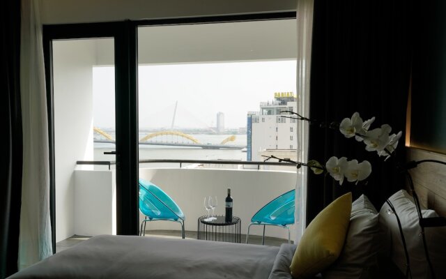 Satya Da Nang Hotel Han Market