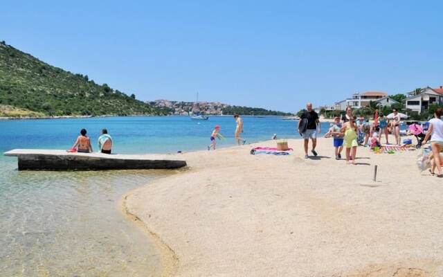 Apartments Zora 1629