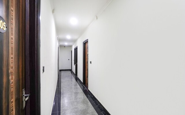 Fabhotel 17 Suites