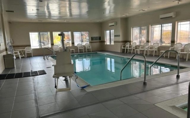Holiday Inn Hotel & Suites Barstow by IHG