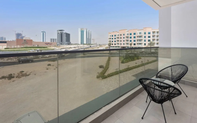 Spacious Studio in Art Gardens Gym Pool