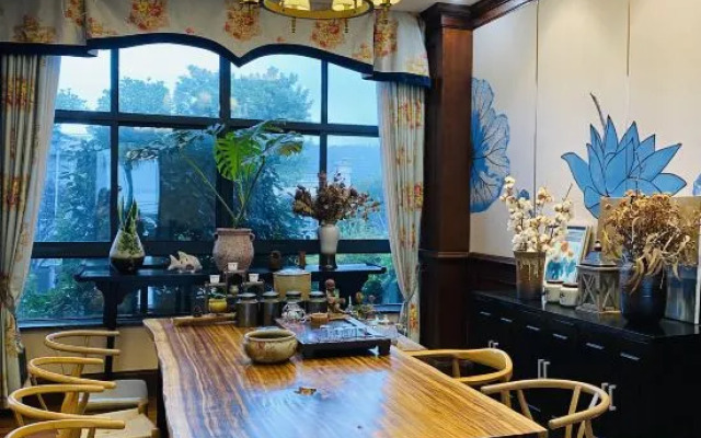 Xinmu Lanlian Boutique Hotel