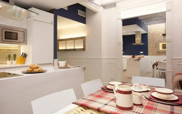 Enjoybcn Colon Apartments