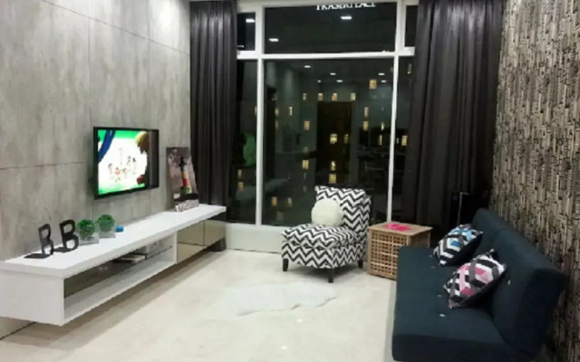 KL101 Service Suite at Soho Suites KLCC