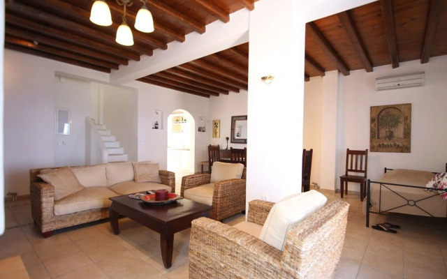 Villa Attalus 2