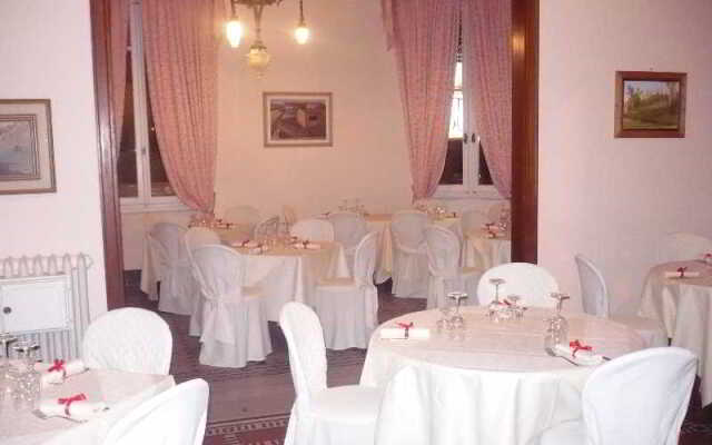 Hotel Apollo
