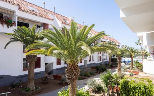 Home2Book Las Américas Bright Apartment