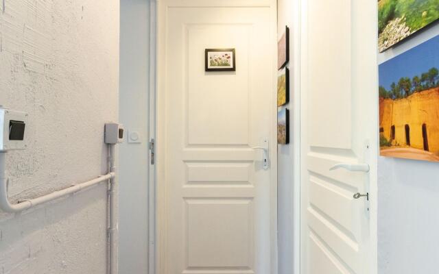 Magnificent Villa in Gargas with Private Swimming Pool