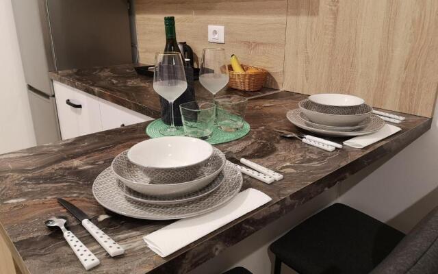 Ared-Atrium Mall ChrysFlatty 3 Premium apartment 60mp