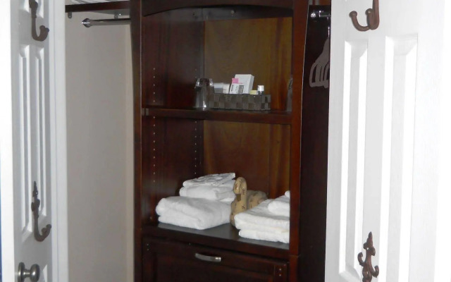 Wenzler's Landing Bed & Breakfast