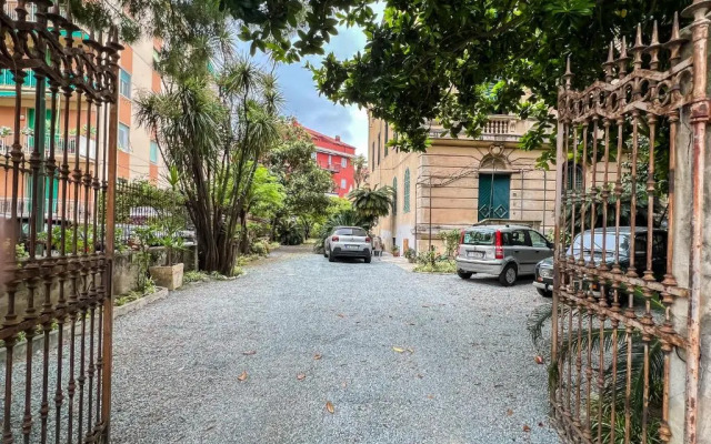 Appartamento in Villa del '900 (C)