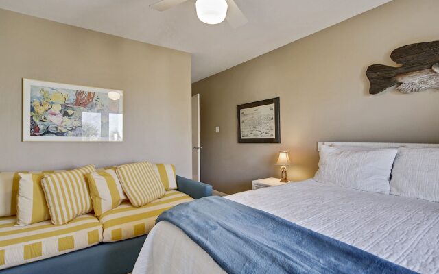 Indian Summer 3 Bedrooms 2 Bathrooms Home