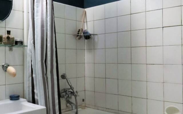 Apartment close to Metro 1392-1