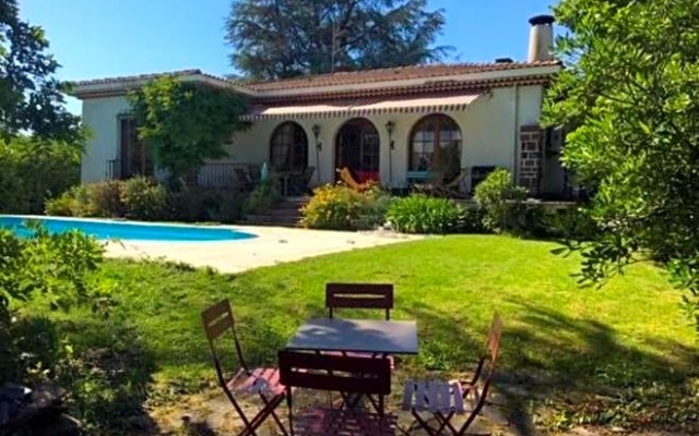 Chambre indépendante aux pied des Pyrénées