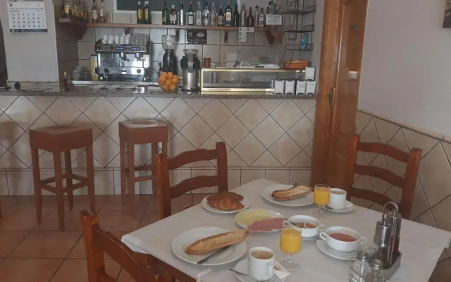Hostal Roig 53