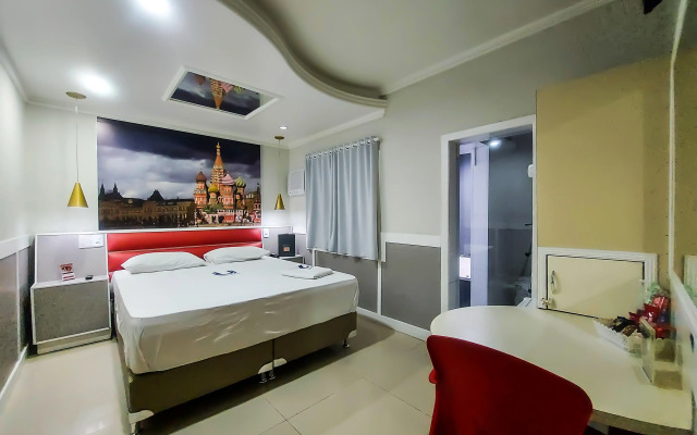 Calamares Hotel