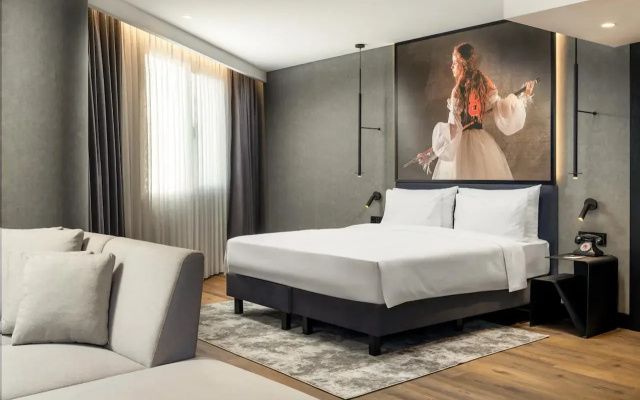 Radisson RED Izmir Point Bornova