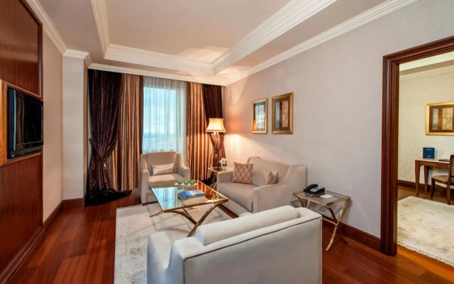 Elite World Van Hotel 5*