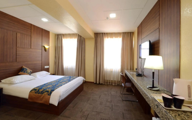 Zolo Hotel