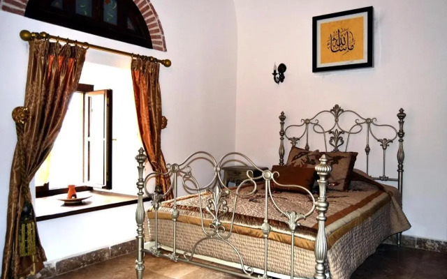 Kanuni Kervansaray Historical Hotel