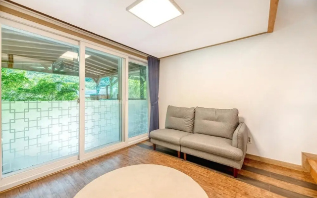 Gapyeong Swimteo Pet Pension