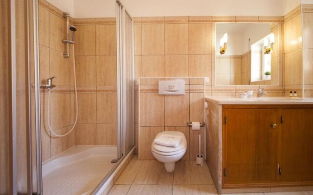 D08 - Bay View Villa in Vale da Lama