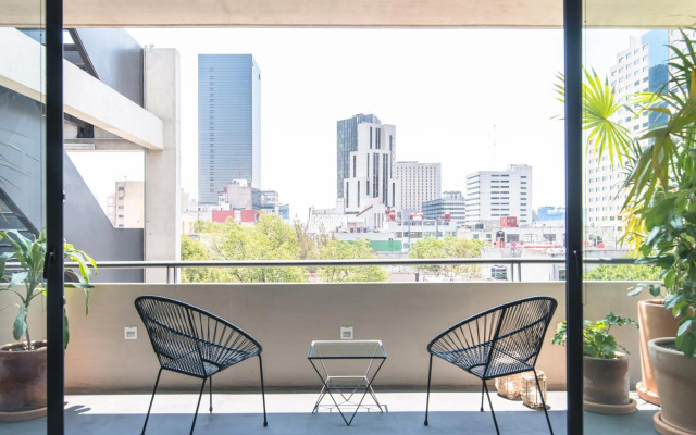 Alcazar Apartments by Host Me Tender