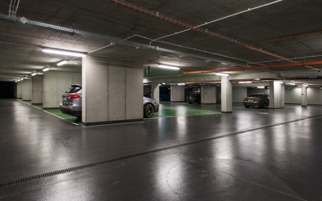 Avesa Luxury Apartments by Wawel Castle