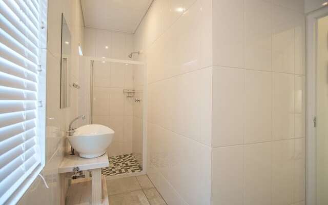 Fork West Apartments - Top Floor 1