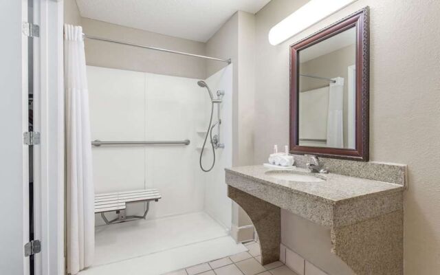 Baymont Inn & Suites Manning