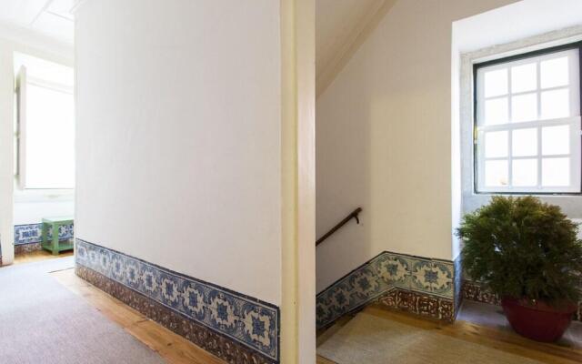 ALTIDO Exquisite 2BR home w/ balcony in Lapa