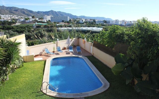 Villa Angeles Canovas Nerja