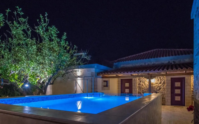 Sapphiros Villa In Kissamos
