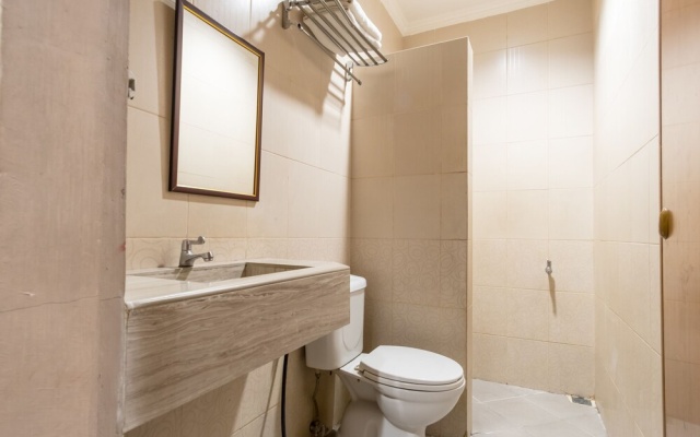 Wisma Syari'ah Aceh House by OYO Rooms – Bathroom – Medan