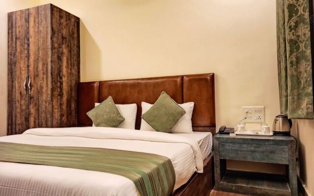 Hotel Janki Inn