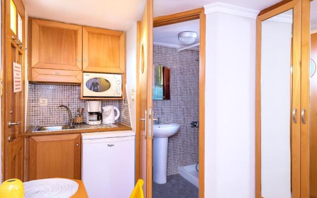 Lidra Rooms