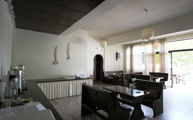 Platon Hotel