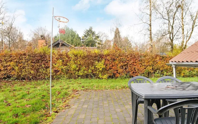6 Person Holiday Home in Ansager