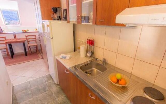 House Ina Ston