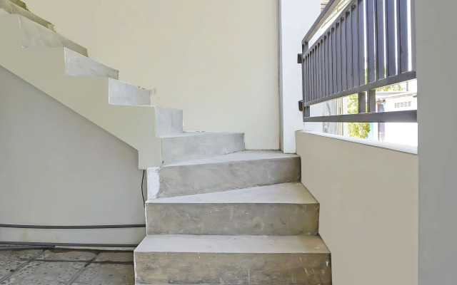 Oyo 91746 Kost Sedati Syariah