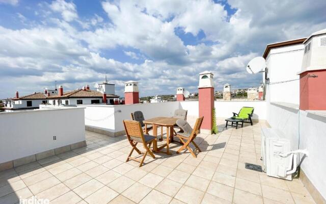 JAN001 Modern Spacious 2 Bedroom Apartment