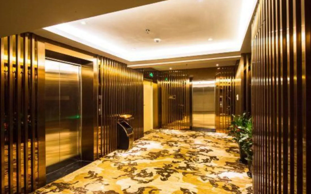Haofeng Yazhi  (Shanghai International Tourist Resort Tangzhen Metro Station)