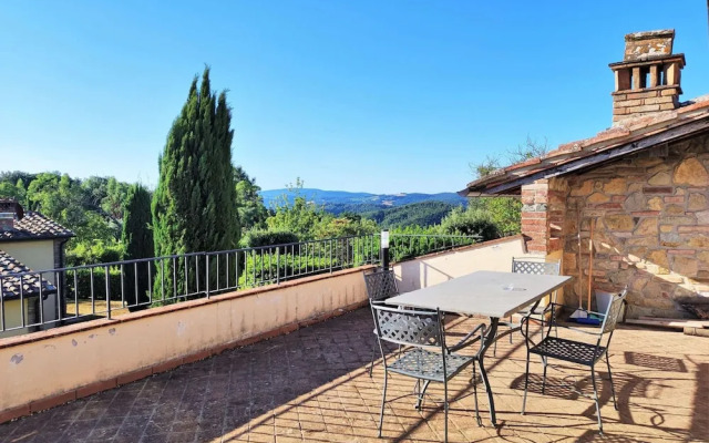 Holiday Home in Gambassi Terme With Jacuzzi