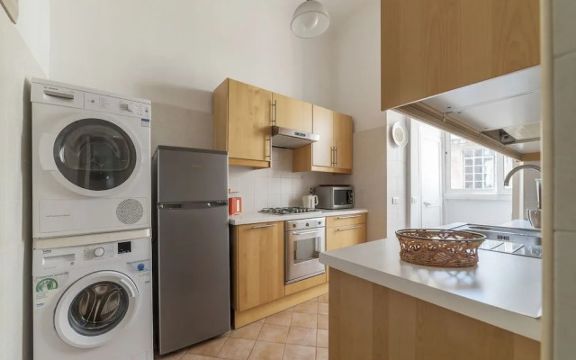 Piazza del Popolo Elegant Apartment